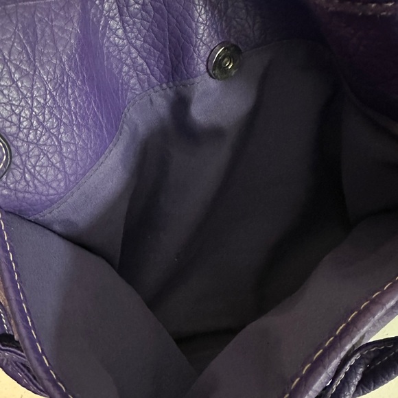 Treviso Purple Leather Women's Shoulder Bag - Picture 11 of 11